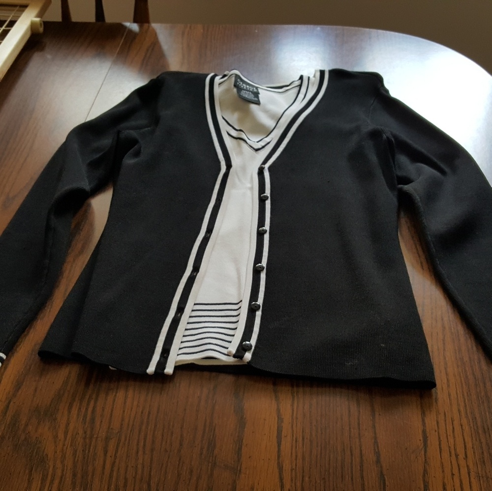 Blouse - Picture 6 of 6